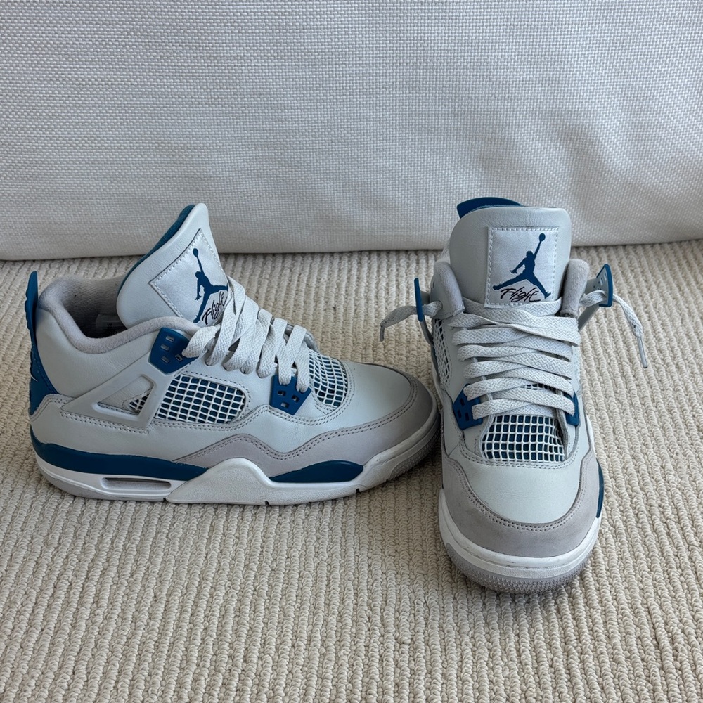 Air Jordan 4 Retro Military Blue 2024 Signature - White and Blue Accents